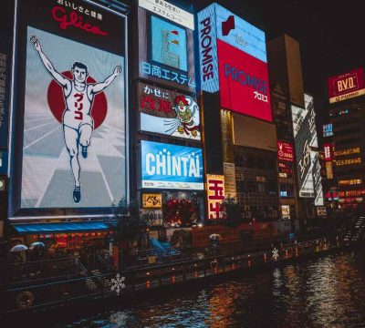 What’s the Best Material for Outdoor Banners?